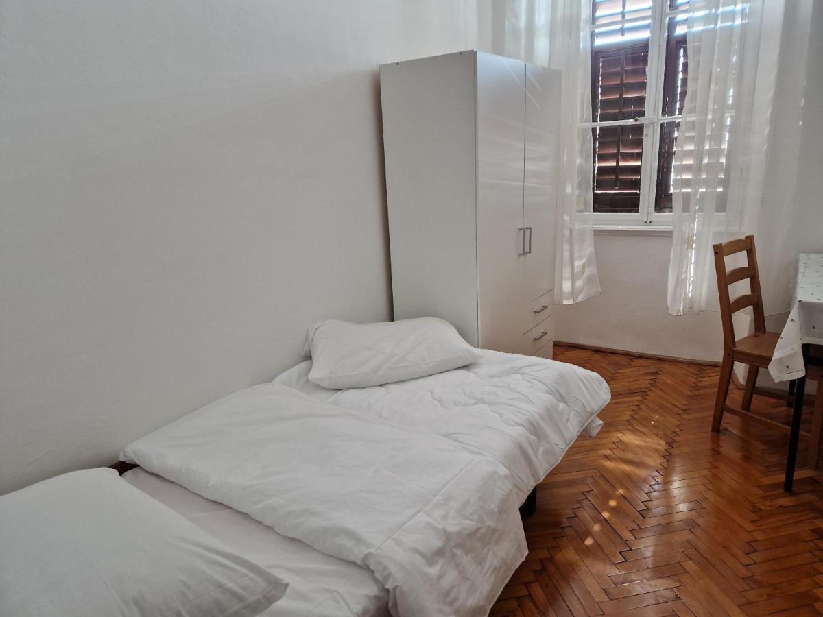 Port Apartment
